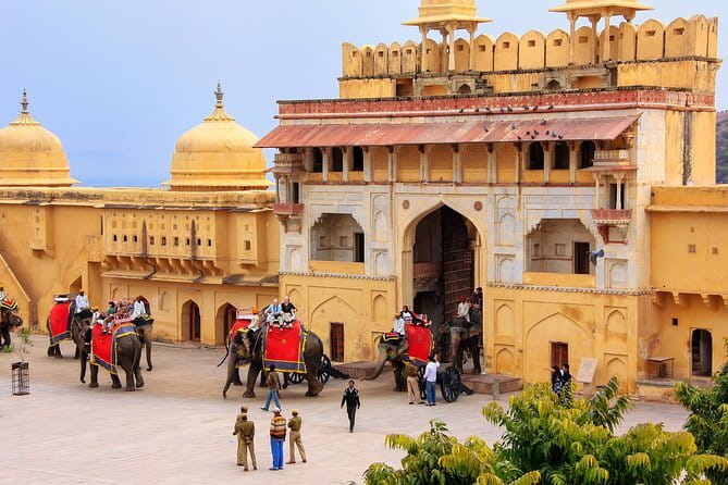 2 Days Jaipur Private City Tour - Jaigarh Fort for views, plus a different fort vibe