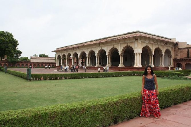 3-Day Ranthambhore Tiger Safari Tour from Jaipur to Agra ending in Delhi - Price and value: $336 per person for tigers plus Taj logistics