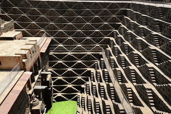 Abhaneri & Fatehpur Sikri Tour From Jaipur with Agra Drop - Lunch, entry fees, and what your money actually covers