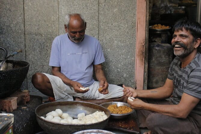 All inclusive Vegetarian Jaipur Food and Heritage Tour - Big Gate to See: A Quick Orientation Before You Start Tasting