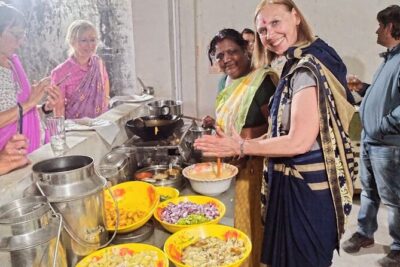 Best cooking class with family in Jaipur - Activity in jaipur - Price and logistics: what $22.70 gets you in real terms