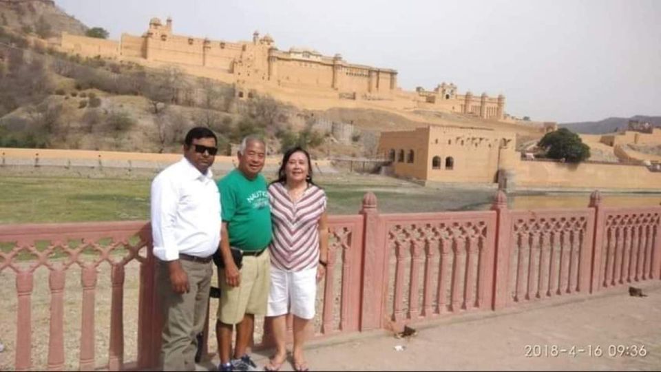 Book Govt. Approved Tour Guide for Jaipur City Tour - Why a Ministry-approved guide changes Jaipur sightseeing