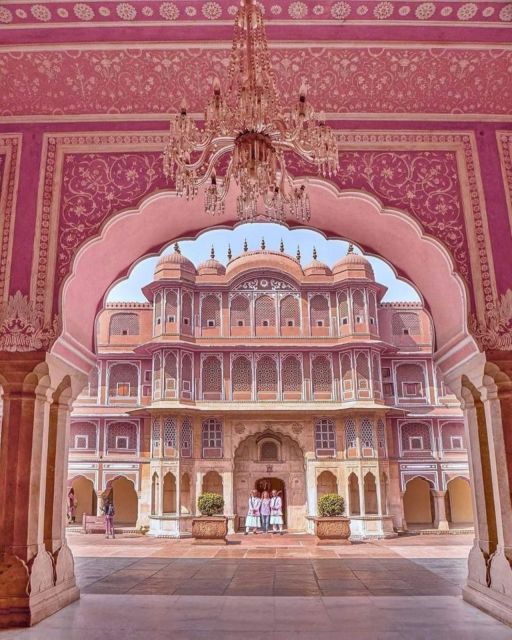 Culture walking and food tour with guide in Jaipur. - The street food tastings: kachori, samosa, lassi, and the sweets people argue about