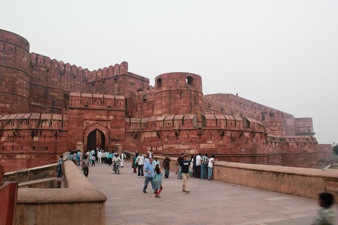 Day Trip to The Taj Mahal and Agra from Jaipur ending in Delhi by Car - 6am pickup and the drive to Agra: plan for fatigue, not surprises