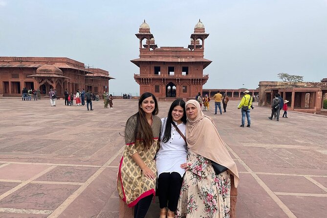 Explore Taj Mahal & Sacred Mathura–Vrindavan Tour From Jaipur - Private AC Car, Pickup, and the Line-Skipping Advantage