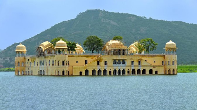 Explore Taj Mahal & Sacred Mathura–Vrindavan Tour From Jaipur - Abhaneri and Chand Baori: A Stepwell With Real Presence