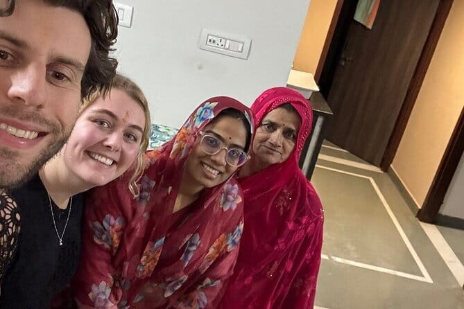 Family cooking experience in Jaipur, including transport & meals - A Jaipur Home-Cooking Evening Centered on Spices