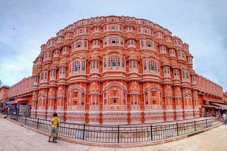 From Jaipur: Half-Day City Tour with Guide - City Palace: Museums, Courtyards, and How Jaipur Worked