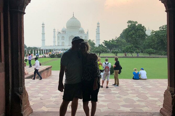 From Jaipur: Same Day Guided Taj Mahal, Agra Fort & Fatehpur Sikri Private Tour - Taj Mahal timing and what “about 2 hours” really means