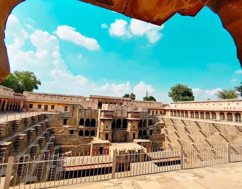 From Jaipur: Same Day Trip to Abhaneri Chand Baori Stepwell - Harshat Mata Temple Grounds: Where the Stepwell Story Makes Sense