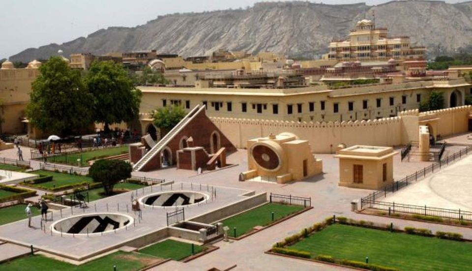 From New Delhi: Private Day Trip to Jaipur Skip-the-Line - Jantar Mantar: ancient science you can actually see