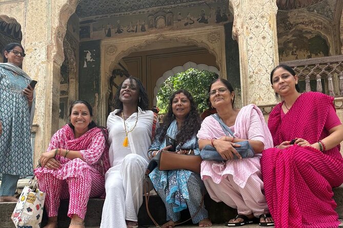 Half-Day Jaipur Heritage Tour with Monkey Temple - Jal Mahal drive-by and Panna Meena Stepwell near Amber Fort