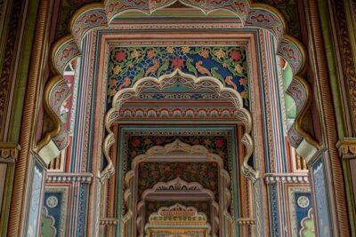 Half-Day the Hidden Secrets of Jaipur City Private Guided Tour - Hawa Mahal photo stop: getting the postcard shot without the chaos