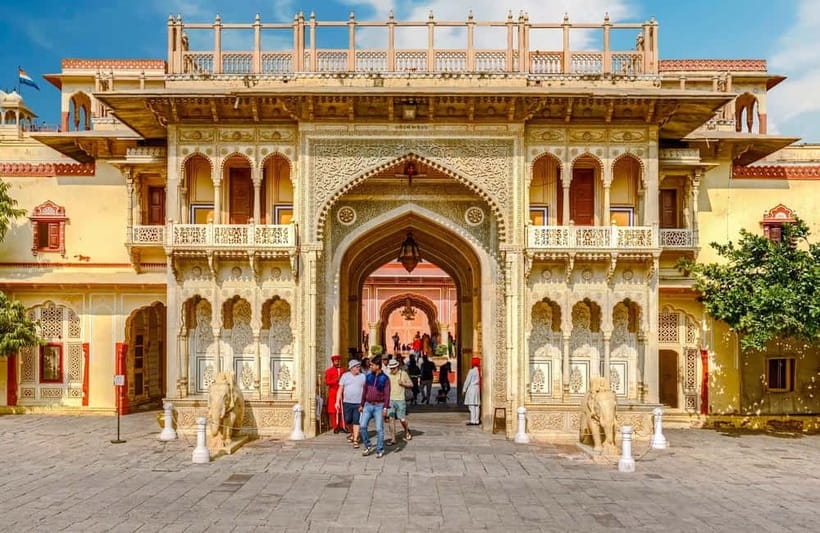 Jaipur: 2-Day City Sightseeing Tour with Cab & Guide - Should you book this 2-day Jaipur tour?