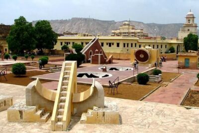 Jaipur 2 Day Private Car Tour - Day 1: Amber Fort, Jaigarh Cannon, Nahargarh Views, and Jal Mahal