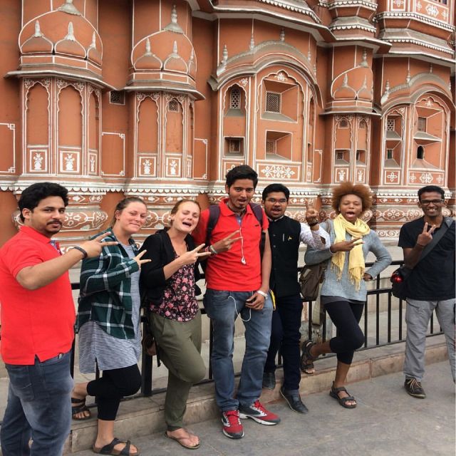Jaipur: 2-Hour Cultural Walking Tour - A traditional sword shop and a 150-year-old working camera