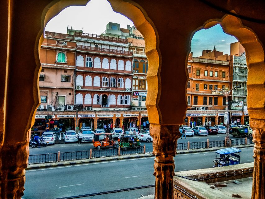 Jaipur: 2-Hour Cultural Walking Tour - Jantar Mantar: UNESCO-listed sights you can actually understand