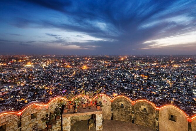 Jaipur by Night Evening Tour with Nahargarh Fort Views - Albert Hall Museum Under Lights: Start Strong