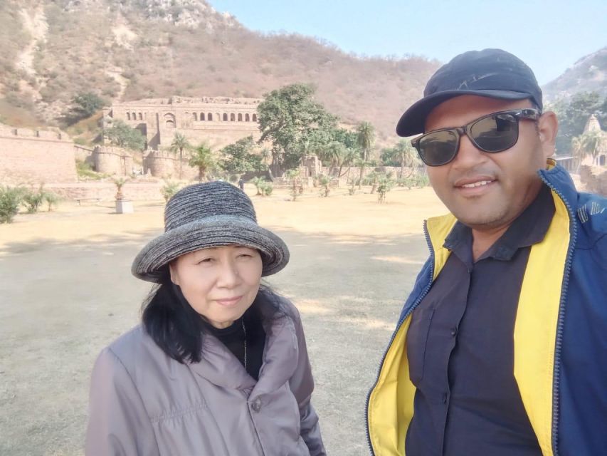 Jaipur: Chand Baori & Bhangarh Fort tour - All Inclusive - Chand Baori stepwell: the engineering you can almost feel