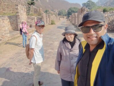 Jaipur: Chand Baori & Bhangarh Fort tour - All Inclusive - Jaipur to Abhaneri: what the long drive is really like