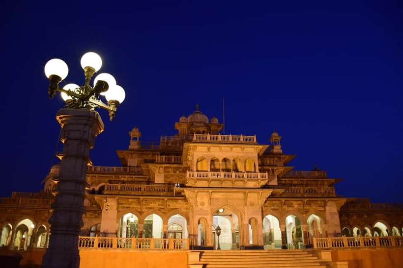 Jaipur: City Night Tour with Patrika Gate & Masala Chowk Tea - Price and value: what $19 buys you in the real world