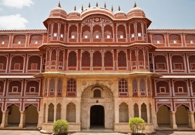 Jaipur City Palace, Hawa Mahal & Jantar Mantar Private Tour - Patrika Gate: a free photo stop with strong Jaipur vibes