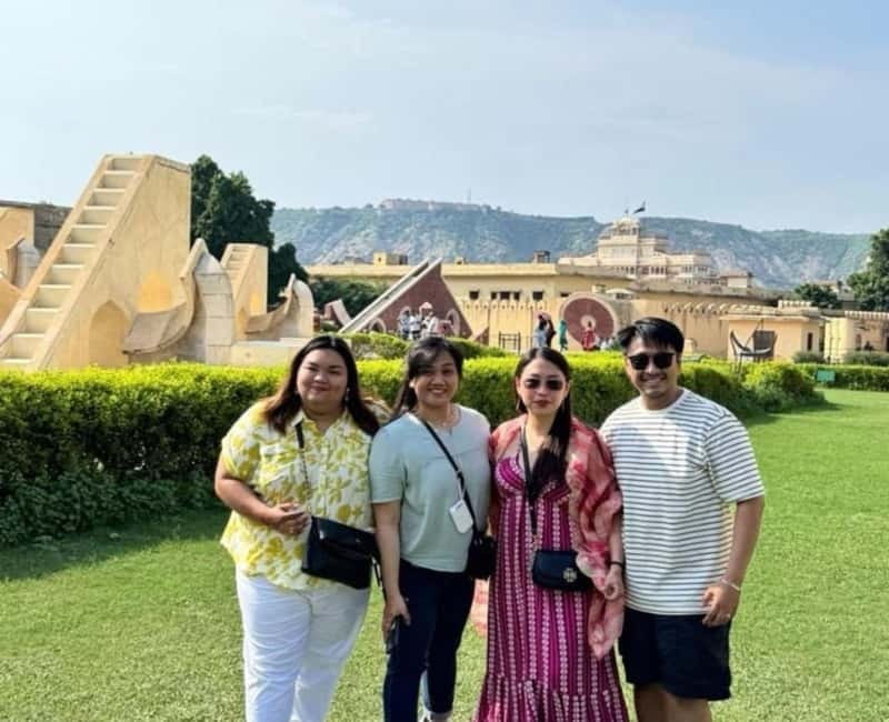 Jaipur: City Sightseeing Private Full-Day Guided Tour - Hotel pickup and a private driver that keeps the day moving
