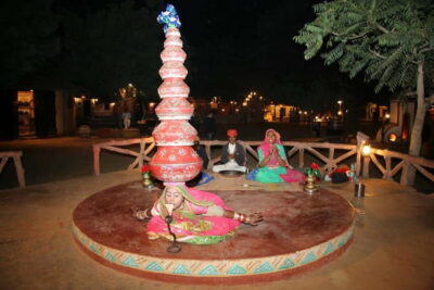 Jaipur: Cultural Evening Tour & Dinner at Chokhi Dhani - English-speaking drivers and Jaipur photo stops that make the ride useful