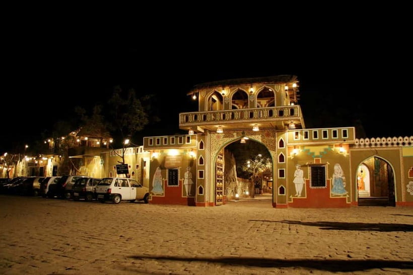 Jaipur: Cultural Evening Tour & Dinner at Chokhi Dhani - Rajasthani village activities: camel rides, puppet and magic shows