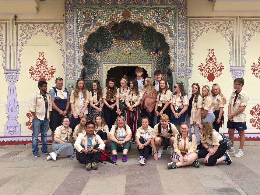 Jaipur : Cultural & History Tour With Private Guide - City Palace: Royal Residence, Palaces, Courtyards, Museums