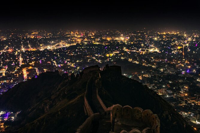 Jaipur Evening City Tour In Open Jeep - Hawa Mahal and the Quick-Peek Palace Start