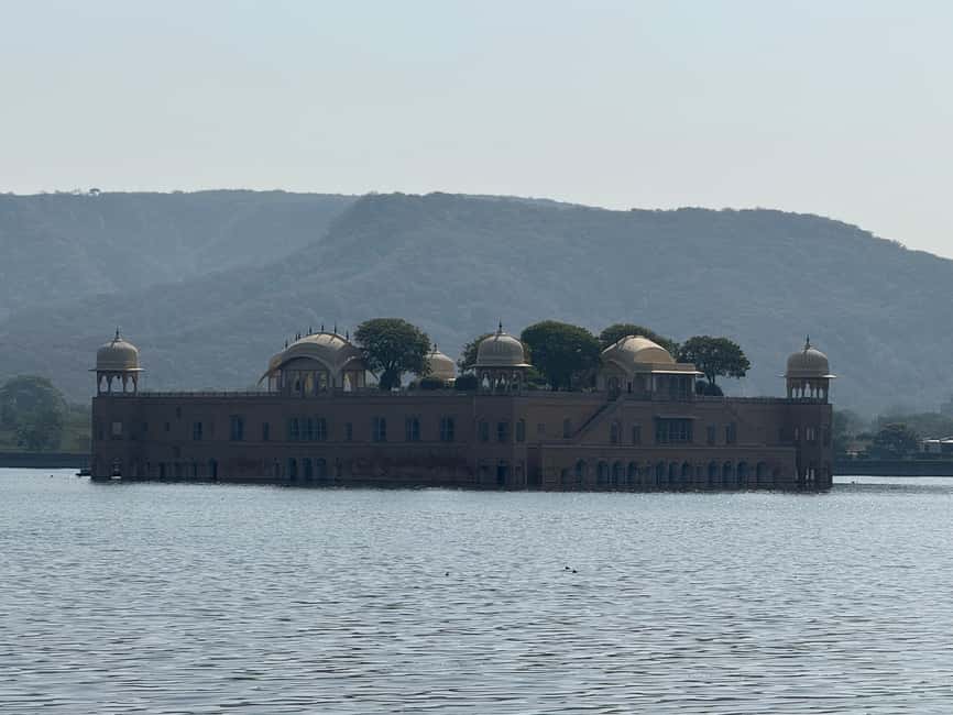 Jaipur: Full Day City Highlights Tour with Tour Guide - Hawa Mahal: the best 20-minute stop for photos and context