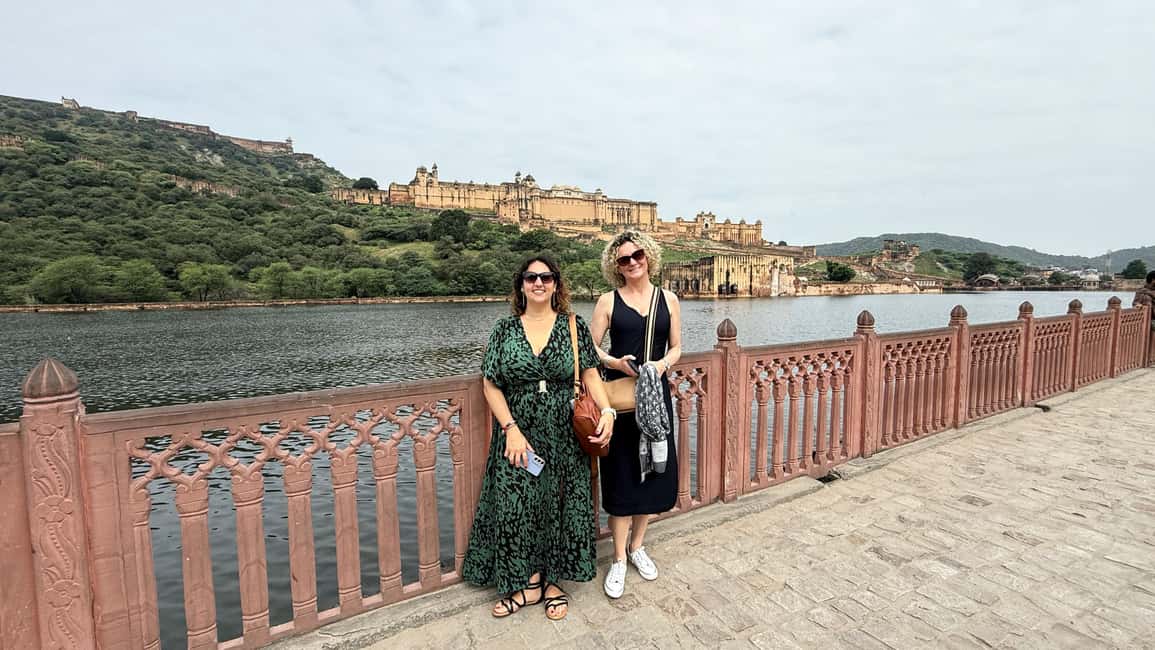 Jaipur: Full Day City Highlights Tour with Tour Guide - Lunch, plus a short craft workshop that’s actually educational