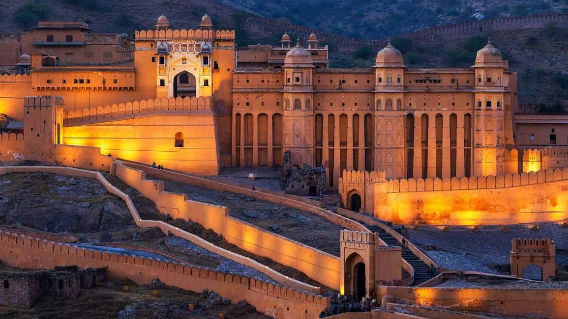 Jaipur: Full Day Sightseeing with Professional Photographer - Amber Fort and Panna Meena Ka Kund: the photo-heavy hilltop zone