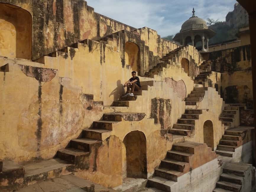 Jaipur: Full or Half-Day City Sightseeing Guided Tour - Lunch at a local restaurant: plan for real energy