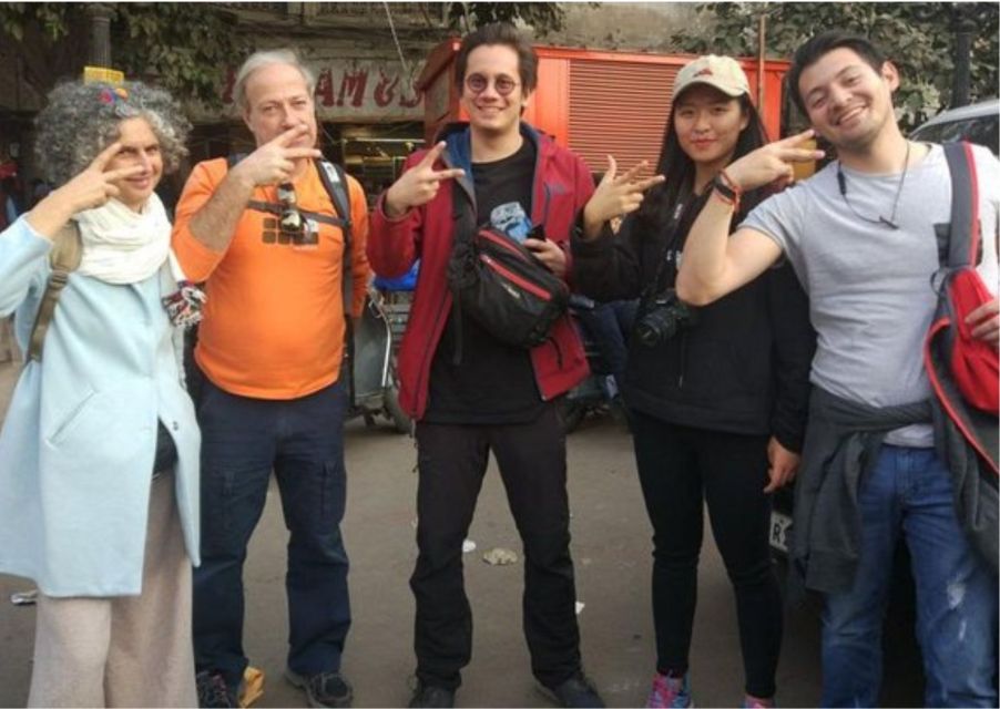 Jaipur: Guided Evening Walking Tour with a Local - Passing Rambagh, High Court, Secretariat Jaipur, and Birla Planetarium at night