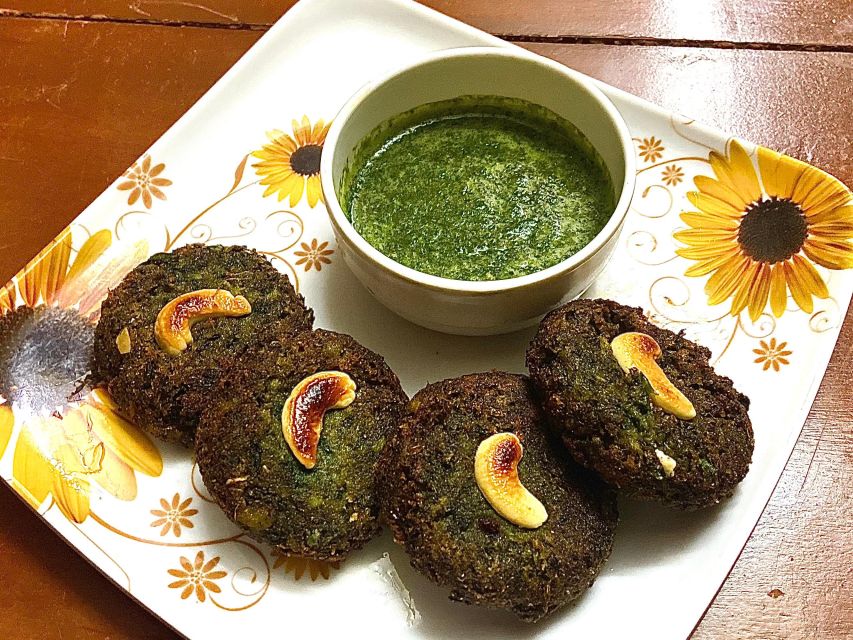 Jaipur: Guided Night Tour With Optional Food Tasting - Amber Fort After Dark: What You’re Really Seeing