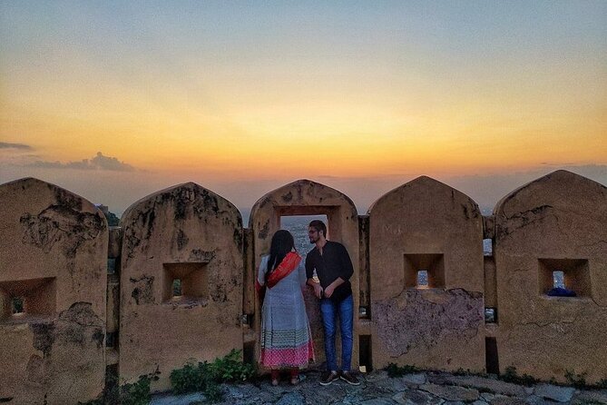 Jaipur Half-Day Evening Tour with Sunset and Dinner - Pink City at night: walking the illuminated streets at an easy pace