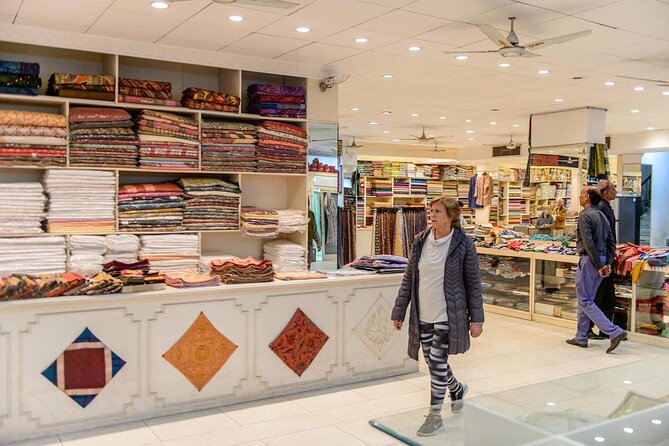 Jaipur Half-Day Shopping Tour with Hand Block Printing Class - Your First Stop in Ramgarh Mode: Where Textile and Pottery Craft Lives