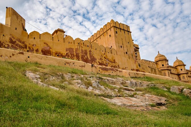 Jaipur: Half day tour of Amer Fort & Nahargarh Fort by Car - What You Should Wear and Expect Physically