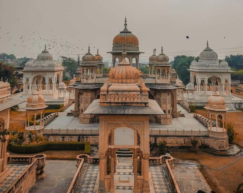 Jaipur: Half or Full-Day Sightseeing Tour with Flower Market - Amber Fort: where the royal story gets real