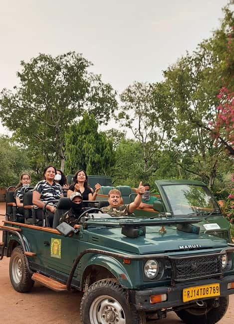 Jaipur: Jhalana Leopard Safari Tour - Jhalana Leopard Reserve: a short Jaipur safari with real off-road grit