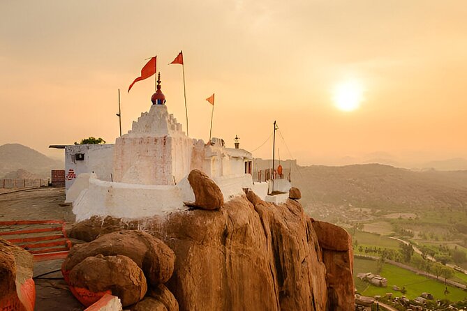 Jaipur Night Tour with Scenic Sunset at Monkey Temple - Hawa Mahal at Night and a Pink City Walk