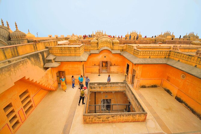 Jaipur No Shopping Guided Sightseeing Tour with Heritage Walk - Jagat Shiromani Ji Temple: A Krishna Dedication in Amer