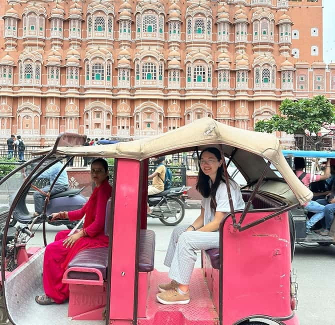 Jaipur Private City Tour with a Women-Driven E-Rickshaw Ride - A women-driven e-rickshaw through the walled city (and why it matters)