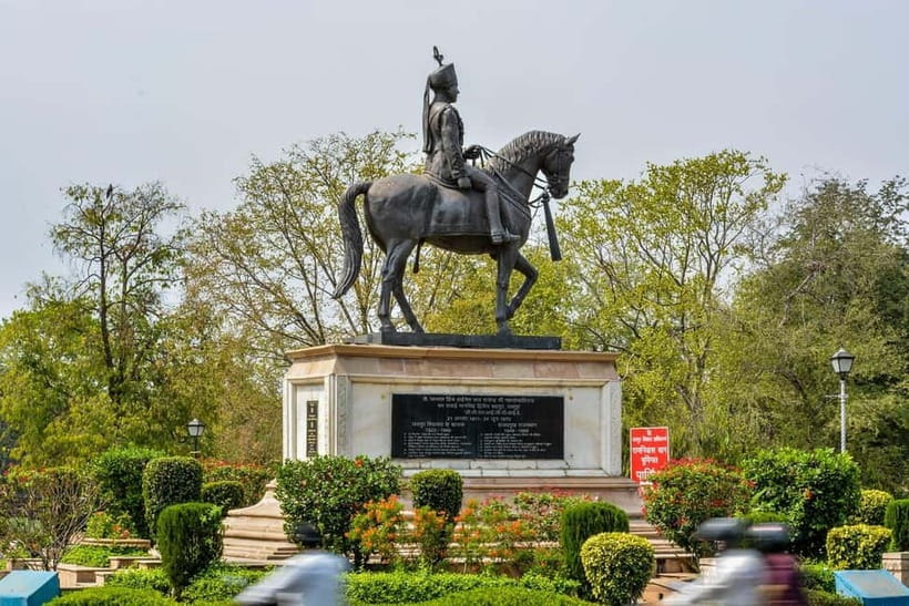 Jaipur: Private City Tour with Car, Guide, Tickets & Lunch - A smart, private way to experience the Pink City