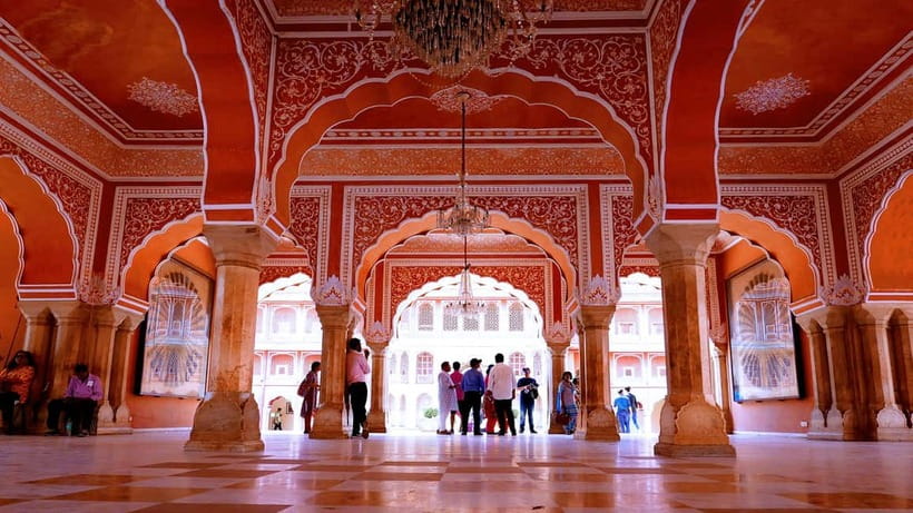 Jaipur: Private Full-Day Tour of the Heritage Pink City - Amber Fort: Hindu and Muslim architecture in one strong statement