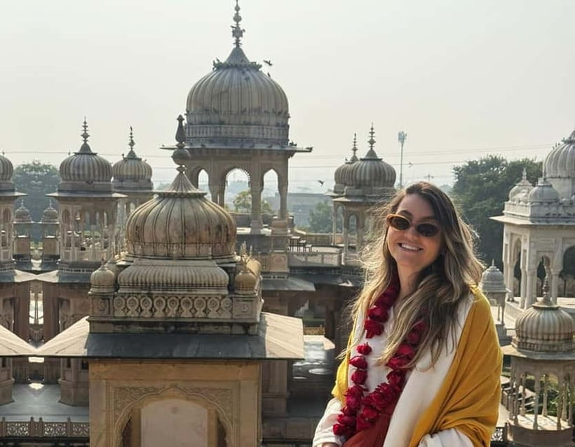 Jaipur: Private Half-Day Instagram Tour with Guide - Shri Jagat Shiromani Ji Temple: Carvings, Calm, and Respectful Shooting