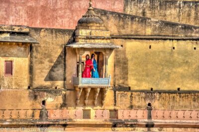 Jaipur: Private Instagram Tour of Top Photography Spots - Transport choice: tuk-tuk charm vs private-car comfort