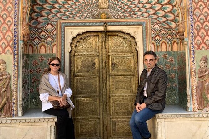 Jaipur Private Sightseeing Tour with Car and Guide - Amber Palace (Amber Fort): royal defense, palaces, and views